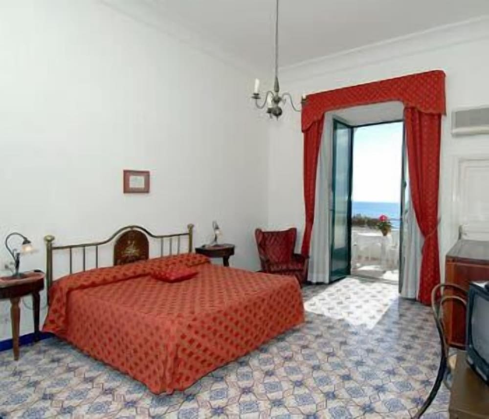 

Milano - Ravello - Hotel Lidomare