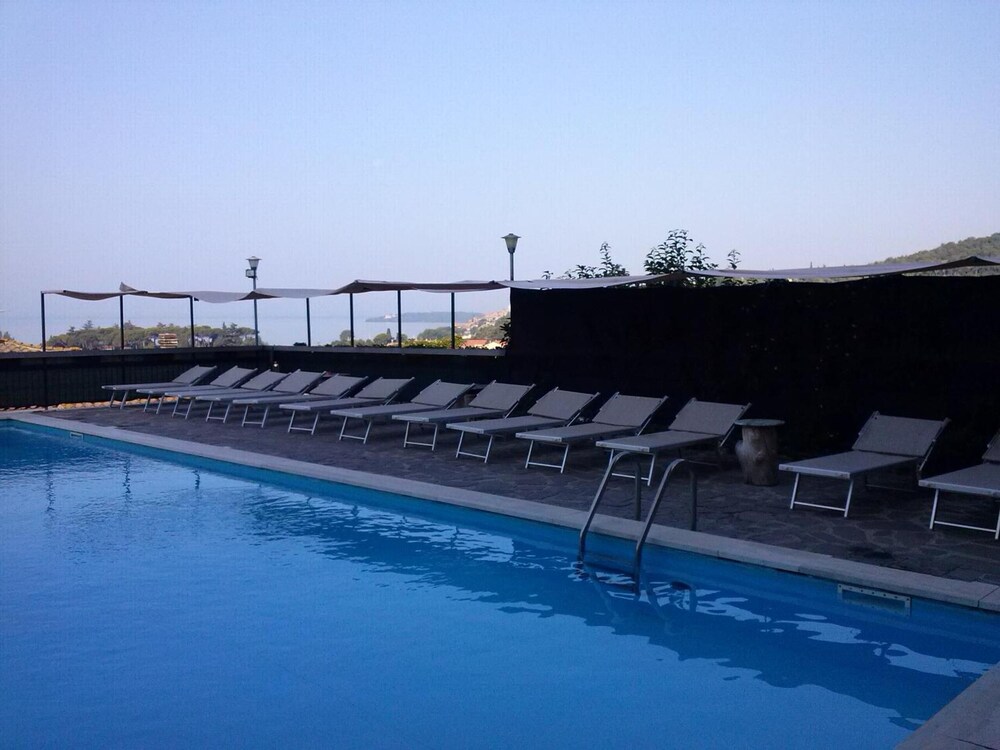 

Catania - Passignano sul Trasimeno - Hotel Cavalieri