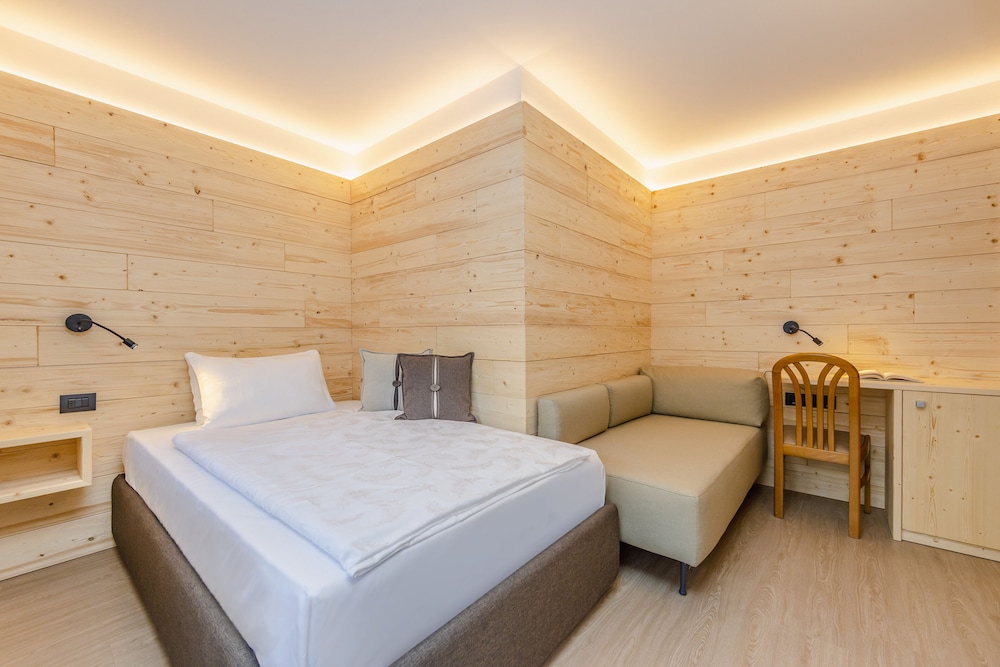 

Olbia - Canazei - Hotel Ramon