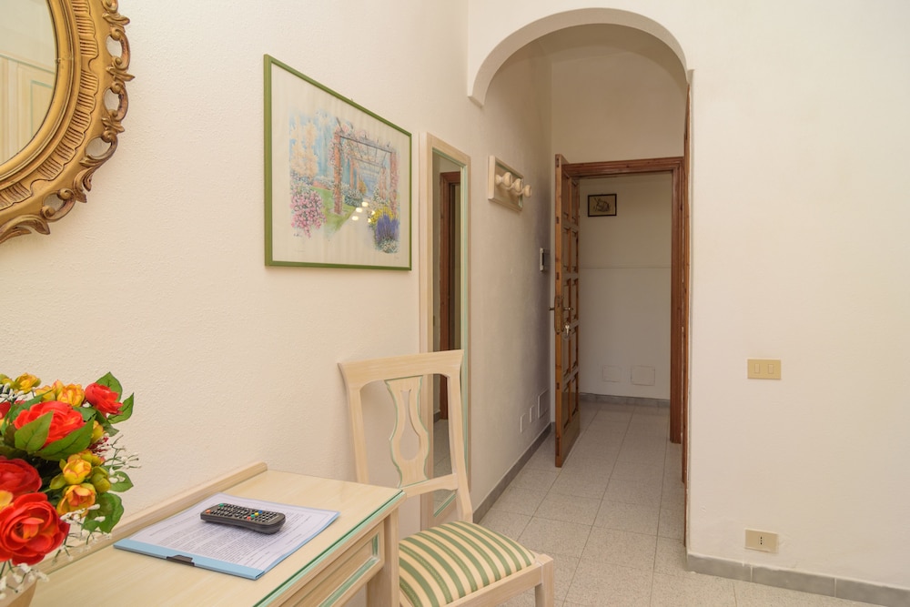 

Milano - Casamicciola Terme - Hotel Villa Fiorentina