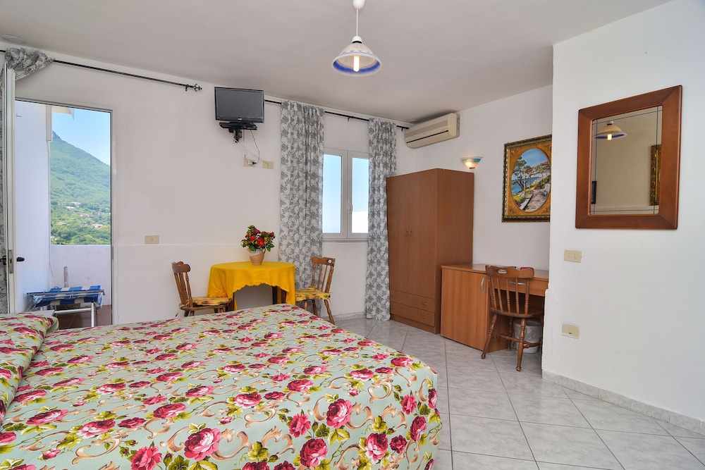

Firenze - Ischia - Hotel Villa Fiorentina