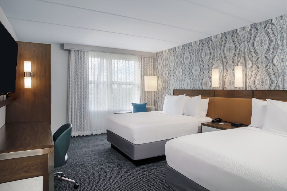 

Milano - Sunny Isles Beach - Courtyard by Marriott Miami Aventura Mall