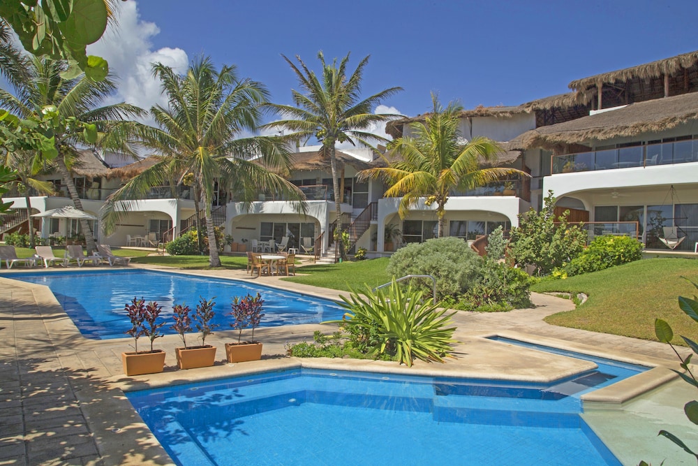 

Bologna - Akumal - Las Villas Akumal