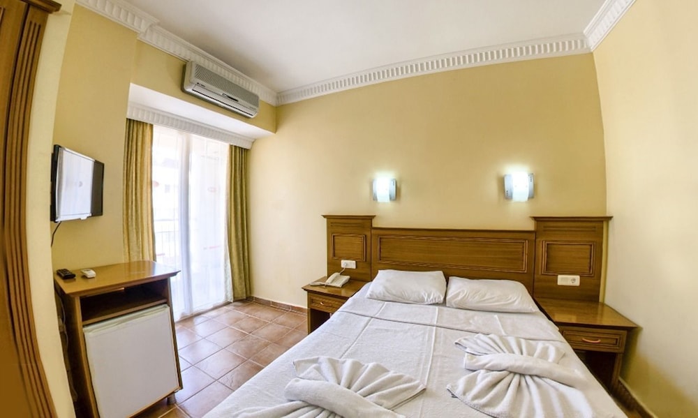 

Bologna - Turunç - Miray Hotel