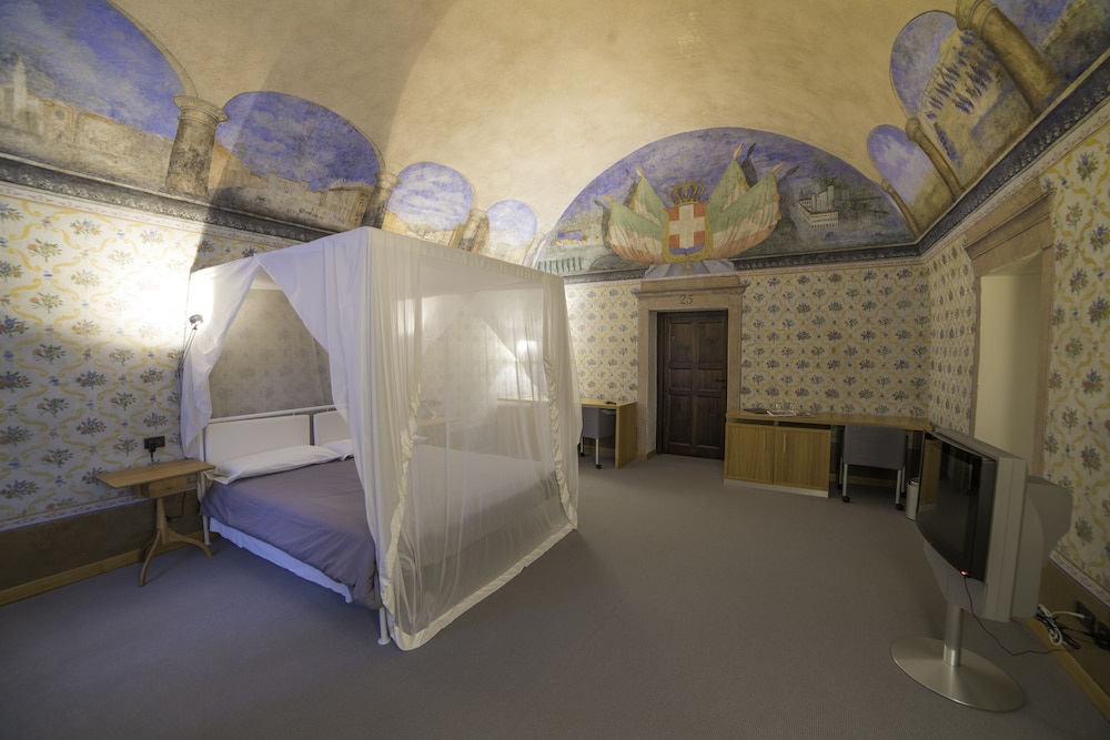 

Roma - Pont-Saint-Martin - Hotel Cavour Et Des Officiers