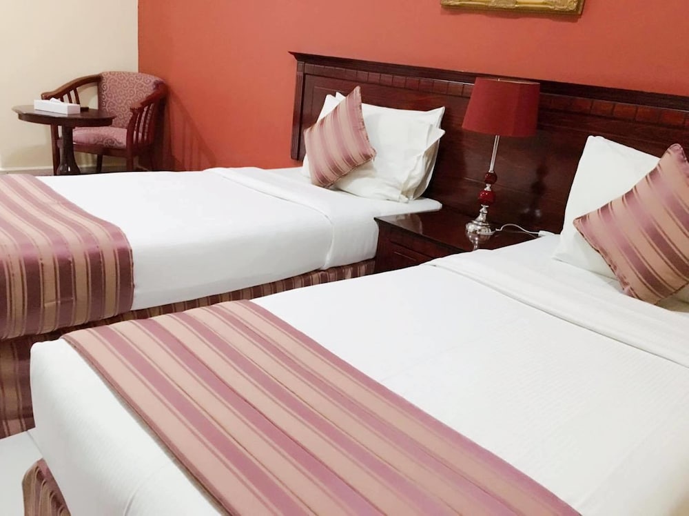 

Napoli - Sharjah - Al Maha Regency Hotel Suites - Managed by Aoudi Consultants