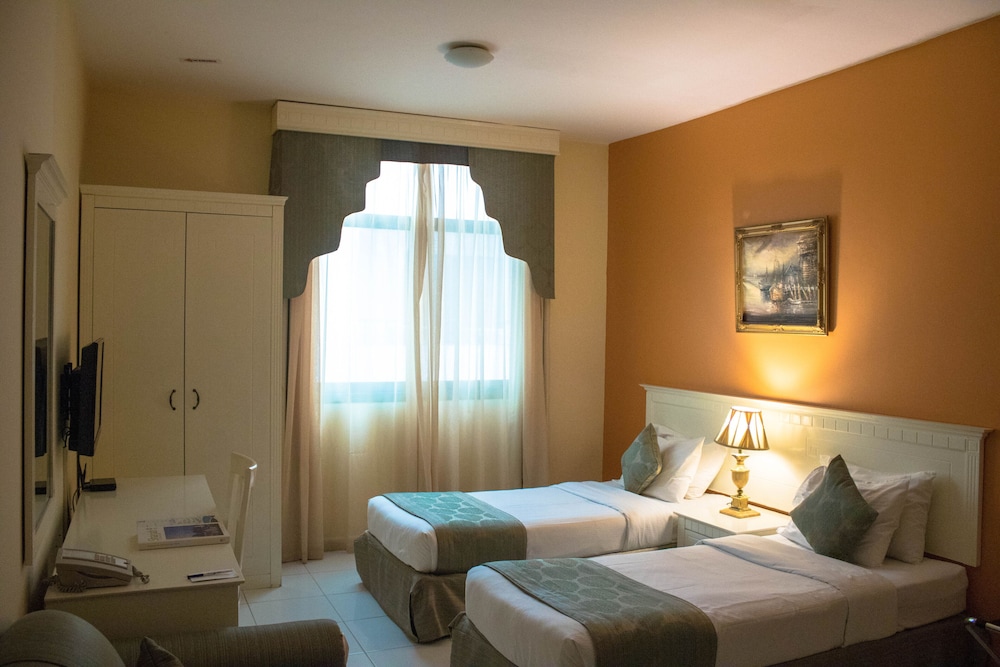 

Bologna - Sharjah - Al Maha Regency Hotel Suites - Managed by Aoudi Consultants