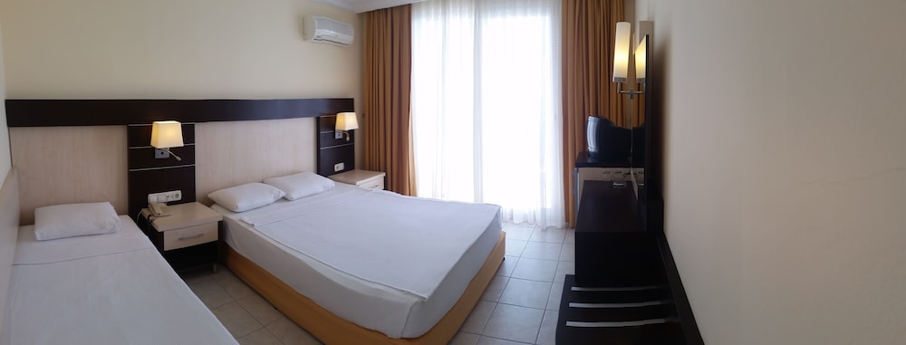 

Bari - Konaklı - Kleopatra Balik Hotel