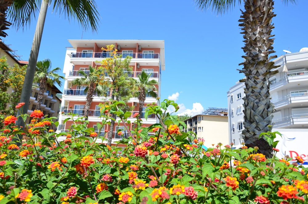 

Verona - Konaklı - Kleopatra Balik Hotel