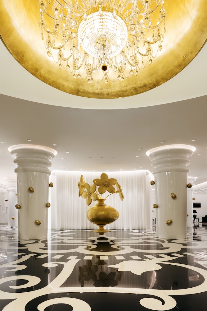 

Milano - Ash Shahaniya - Mondrian Doha