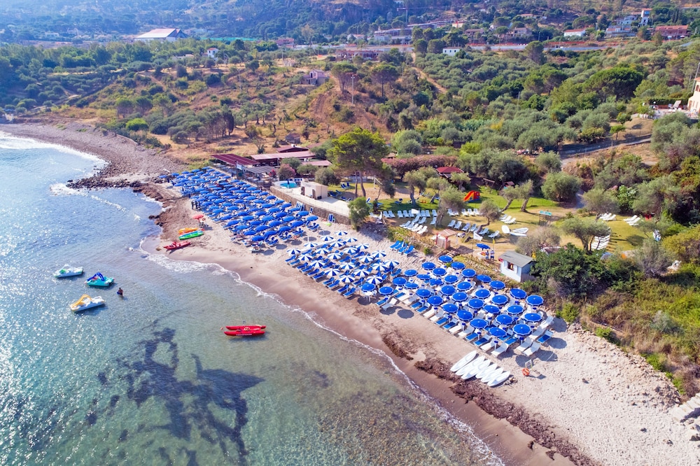 

Pisa - Campofelice di Roccella - Cefalu Resort - Sporting Club