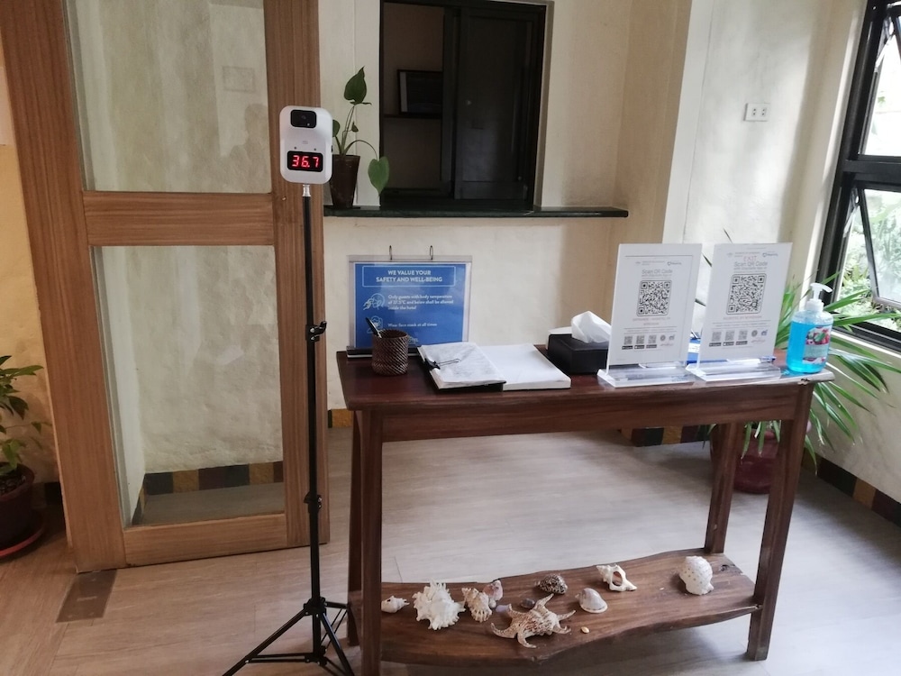 

Roma - Boracay - Microtel by Wyndham Boracay
