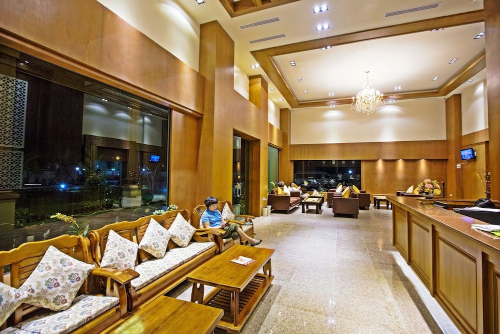 

Milano - Mai Khao Beach - Airport Resort Phuket