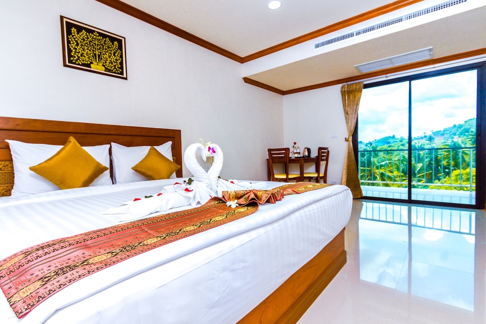 

Napoli - Sa Khu - Airport Resort Phuket