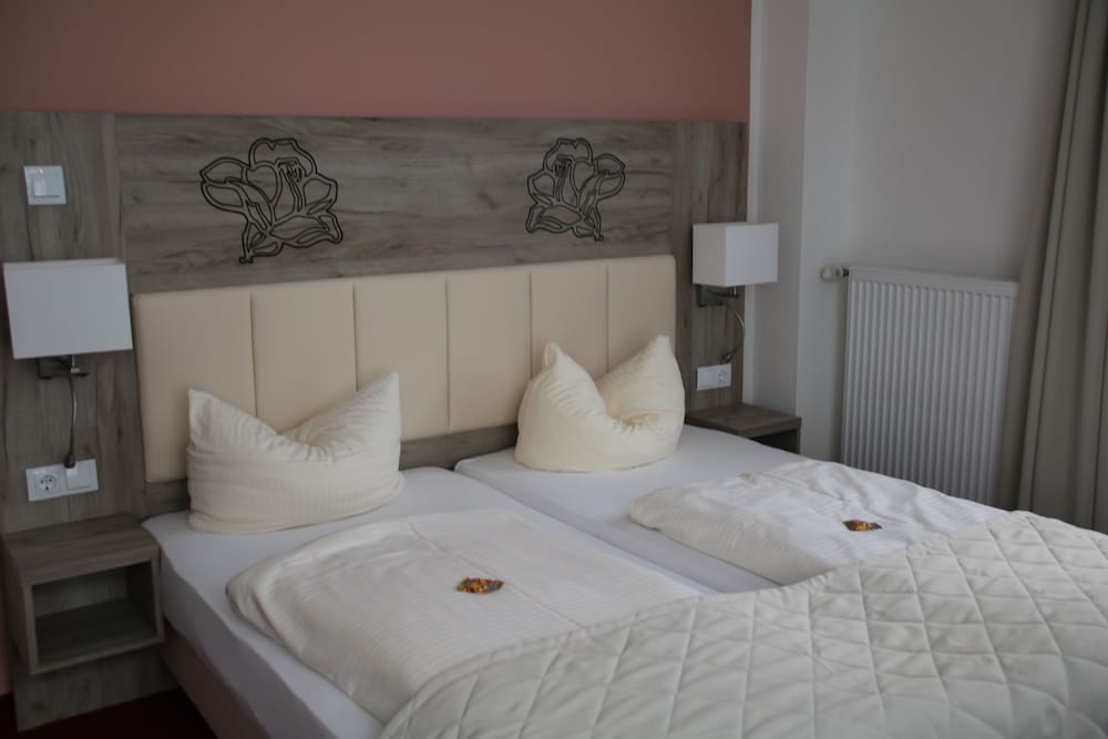 

Torino - Bad Salzuflen - Hotel Rosengarten