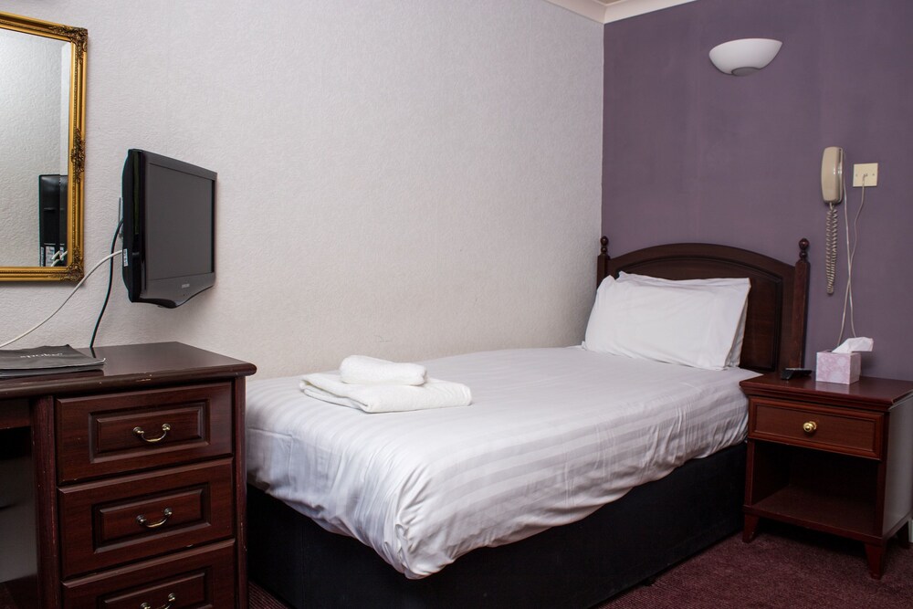 

Napoli - Isle of Skye - Kyle Hotel