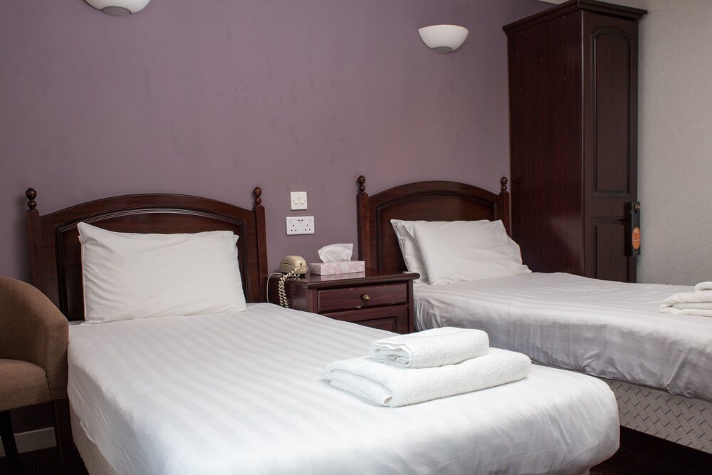 

Milano - Isle of Skye - Kyle Hotel