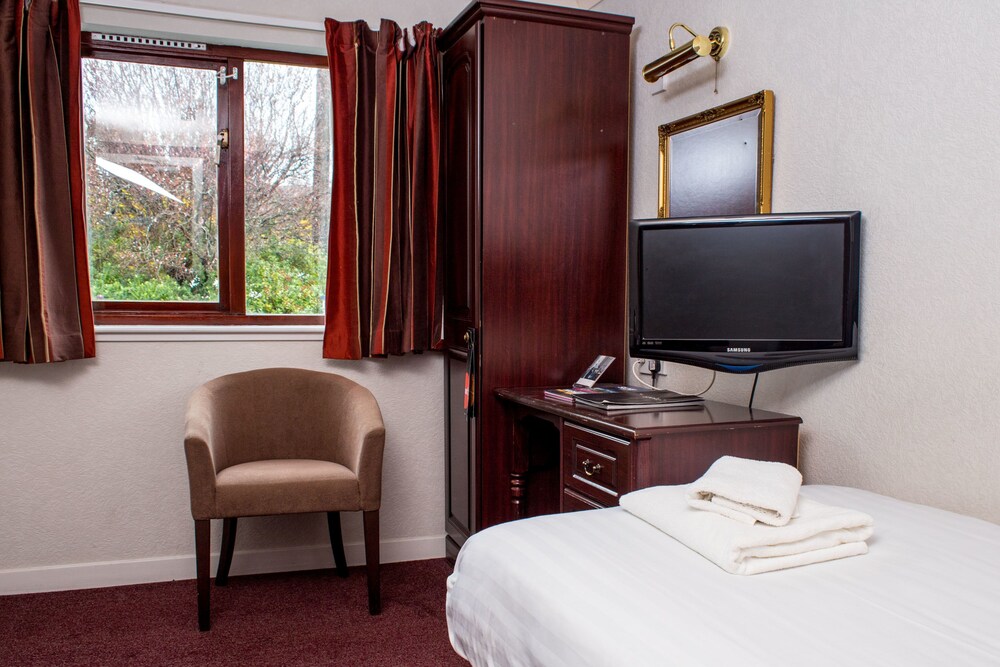 

Napoli - Isle of Skye - Kyle Hotel