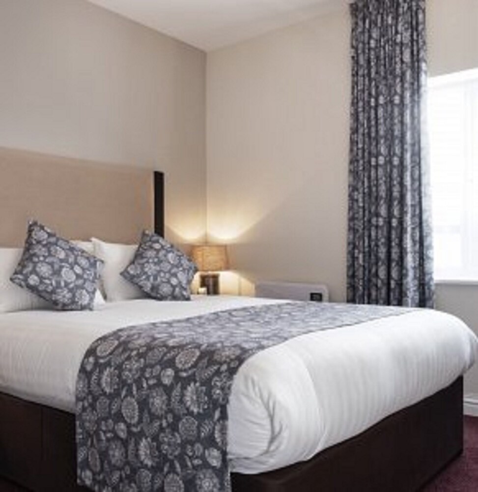 

Roma - Isle of Skye - Kyle Hotel