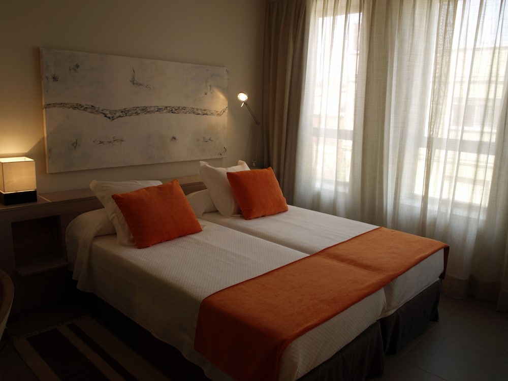 

Roma - San Fernando de Henares - Eco Alcalá Suites