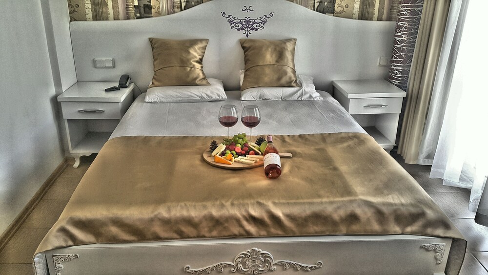 

Bologna - Ovacik - Taner Otel