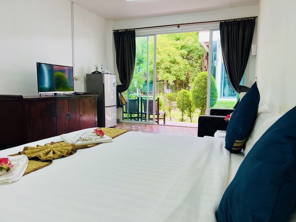 

Milano - Phuket Town - Bora Bora Villa Phuket