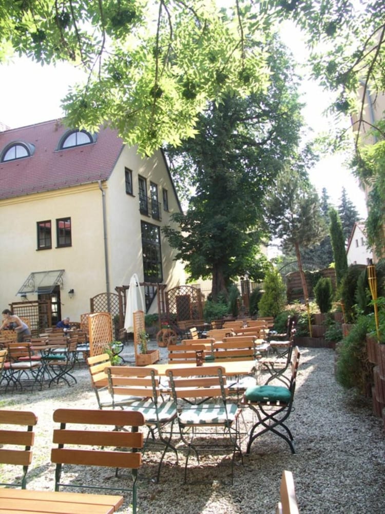 

Napoli - Dresda - Hotel & Restaurant Klosterhof