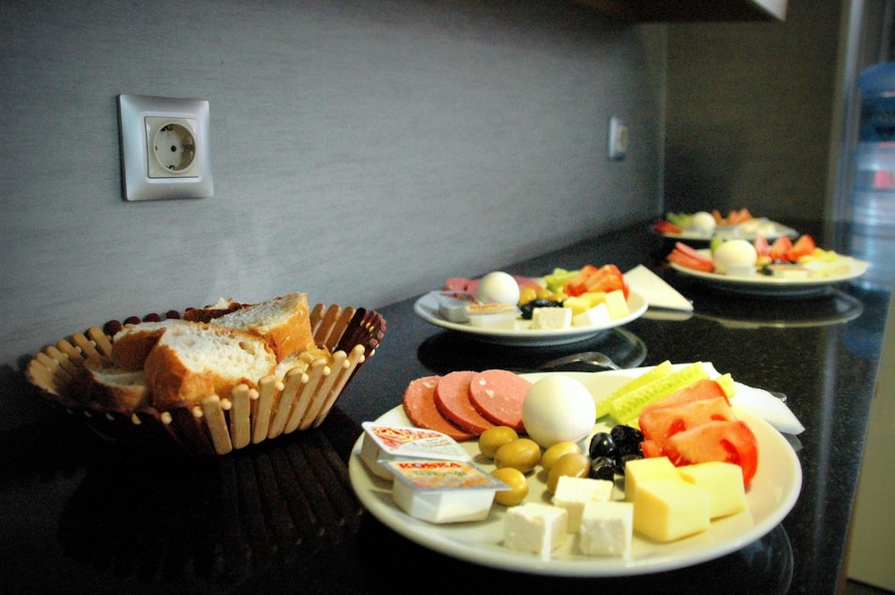 

Milano - Istanbul - Sinem Hotel & Old City