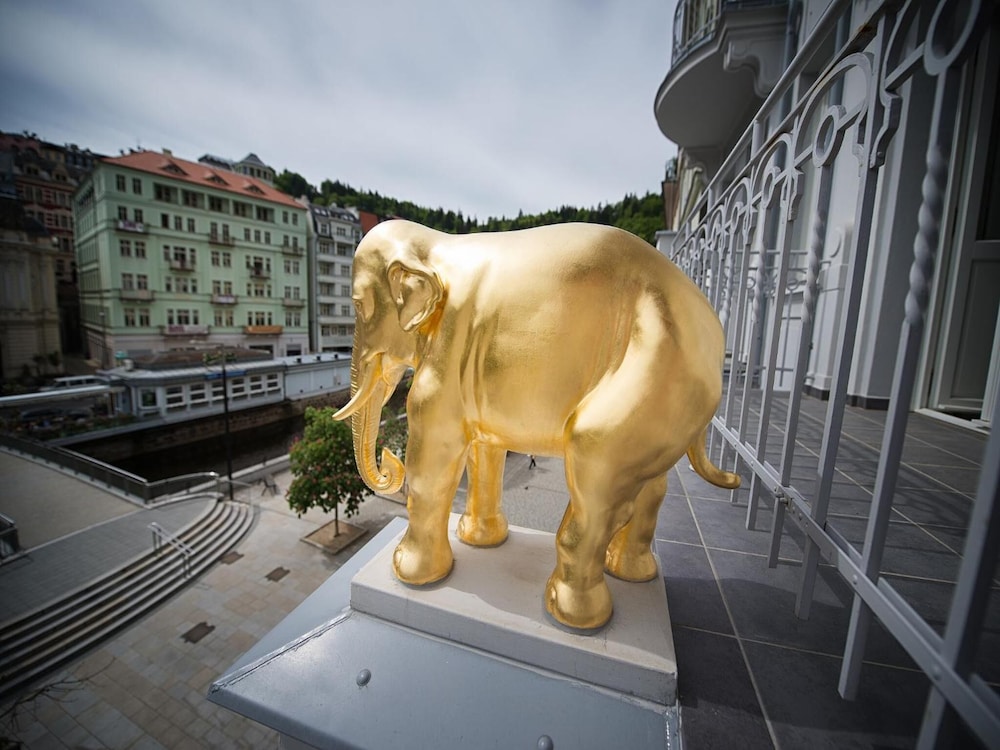 

Napoli - Karlovy Vary - EA Hotel Elefant