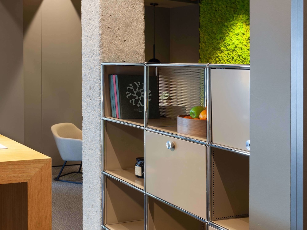 

Roma - Galar - ibis Styles Pamplona Noain