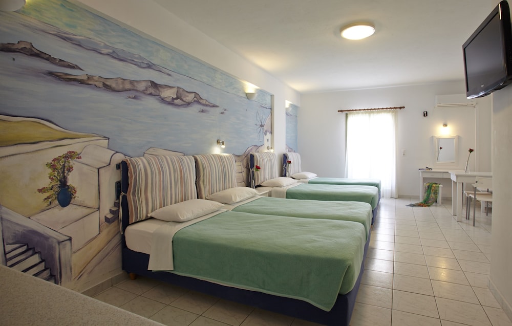 

Catania - Santorini, Isole Greche - Studios Marios