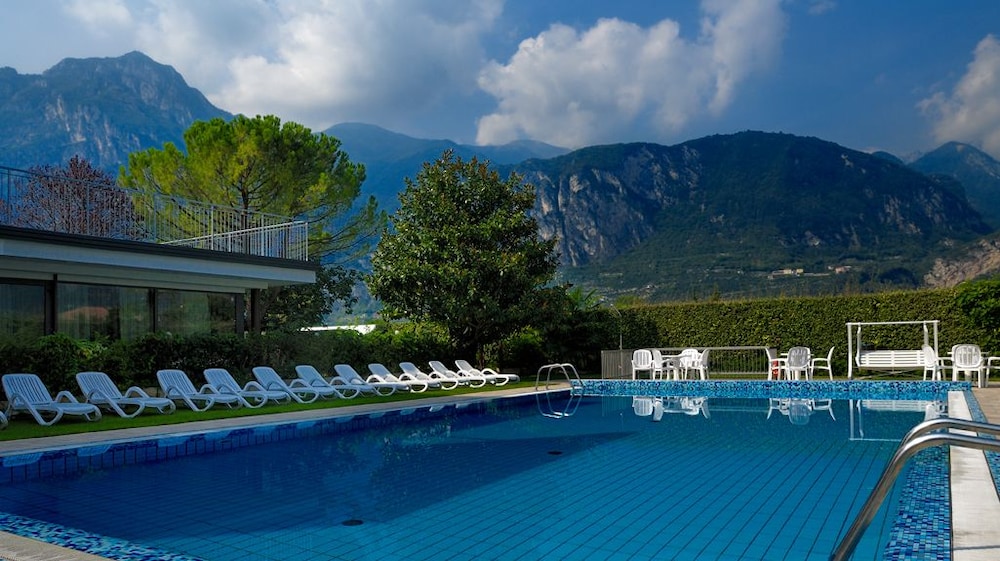 

Napoli - Arco - Hotel Campagnola
