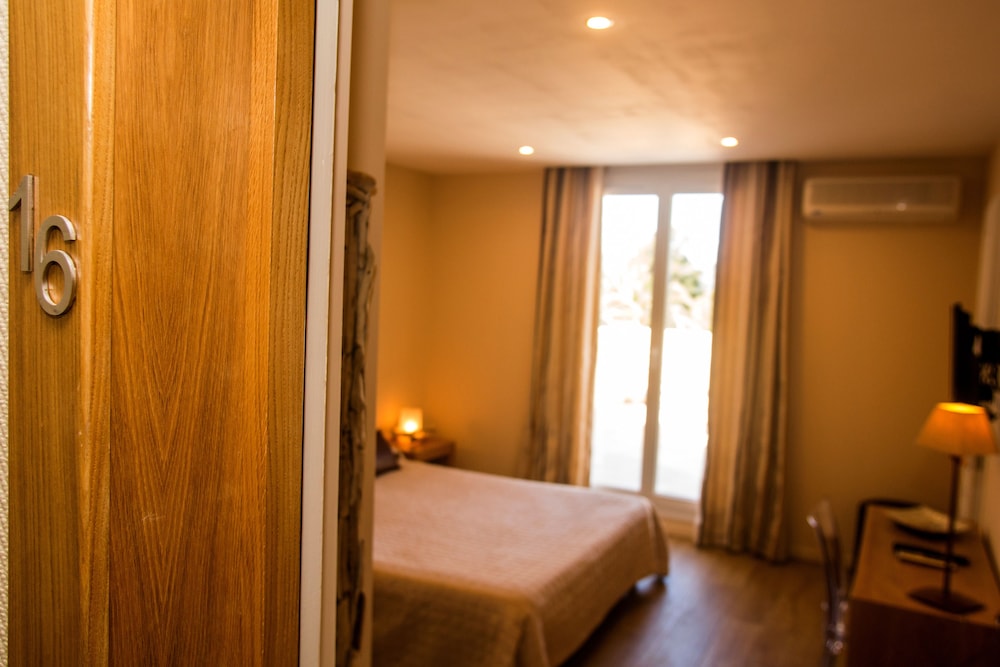

Verona - Calvi - Hotel Cesario