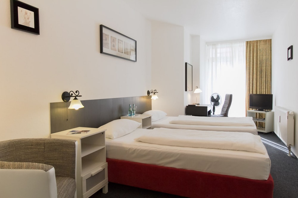 

Napoli - Berlino - Aparthotel VEGA