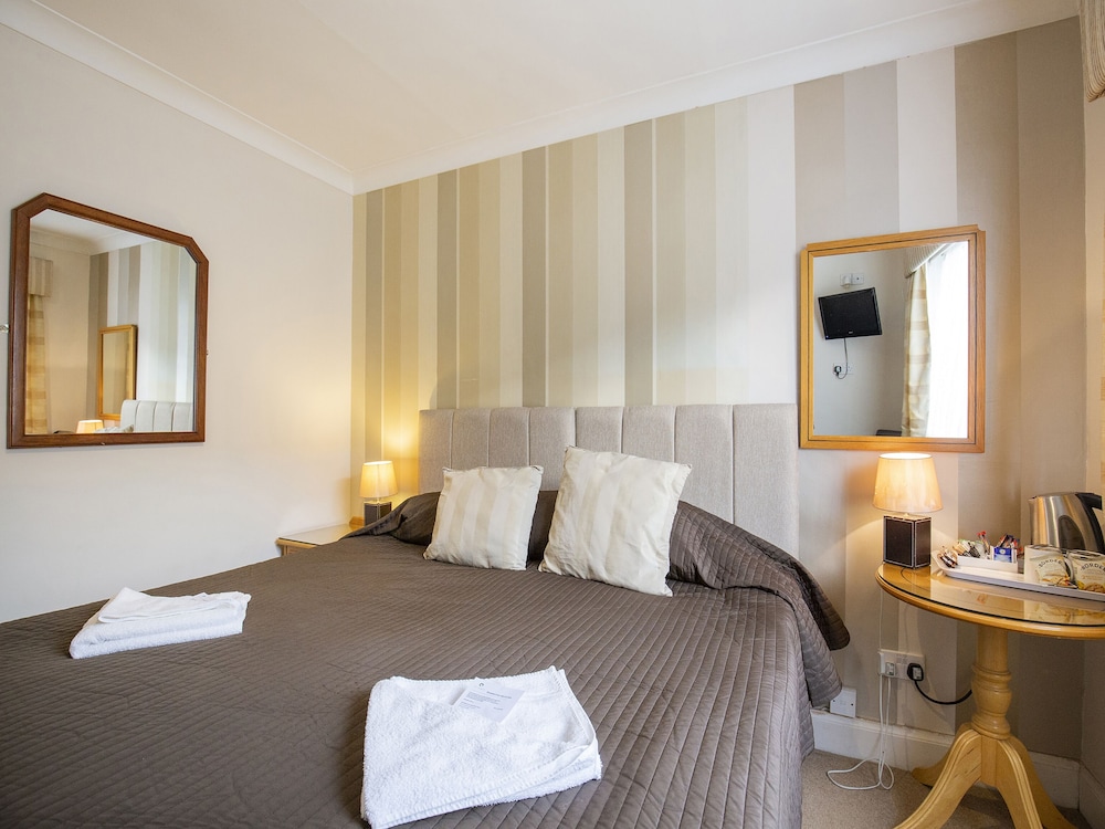 

Napoli - Edimburgo - Arden Guest House, Craigmillar Castle Edinburgh