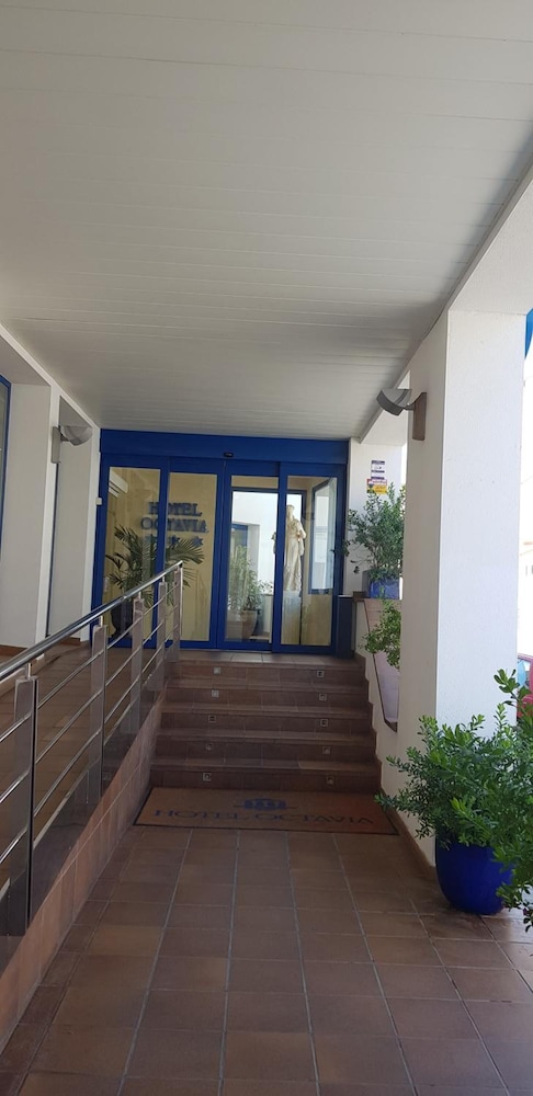 

Milano - Cadaqués - Hotel Octavia
