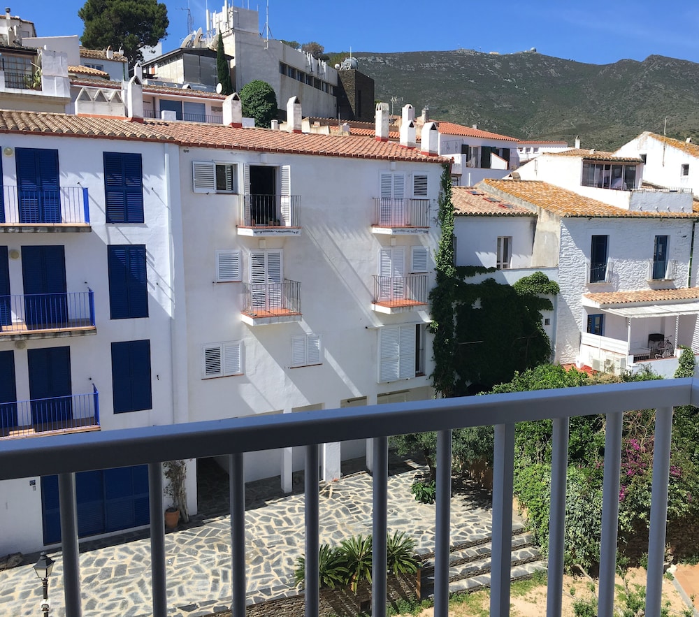 

Pisa - Cadaqués - Hotel Octavia