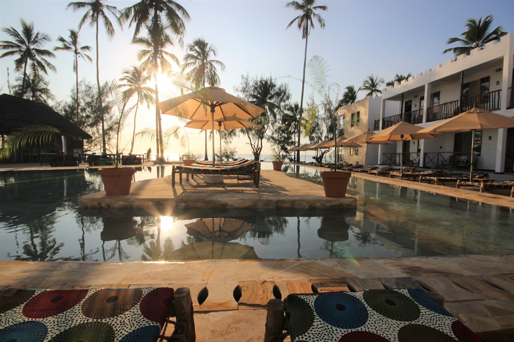 

Catania - Uroa - Zanzibar Bay Resort
