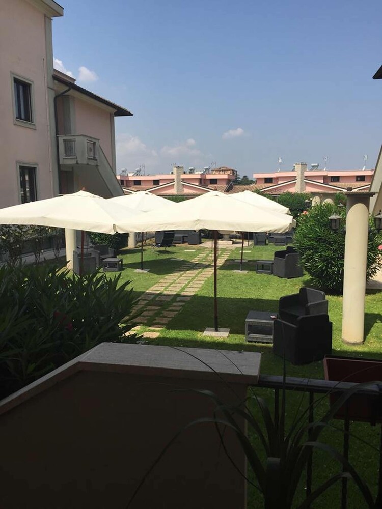 

Olbia - Ciampino - Hotel Alba Roma