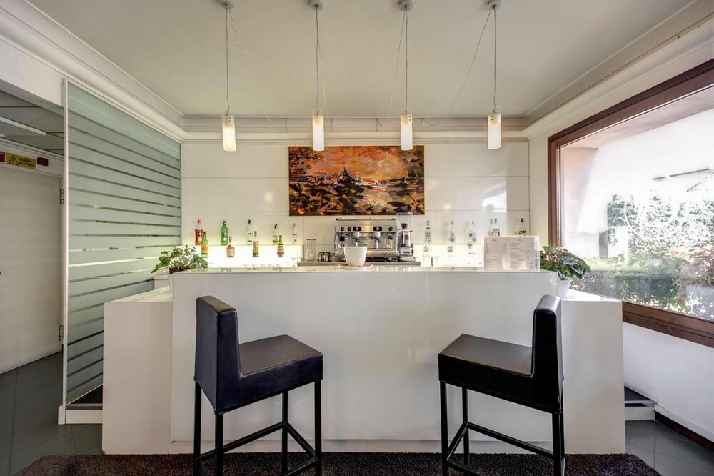

Olbia - Roma - Hotel Alba Roma