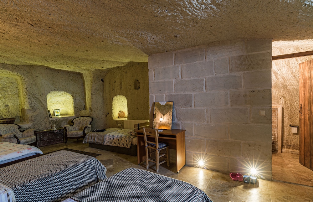 

Roma - Nevsehir - Atilla's Cave Hotel