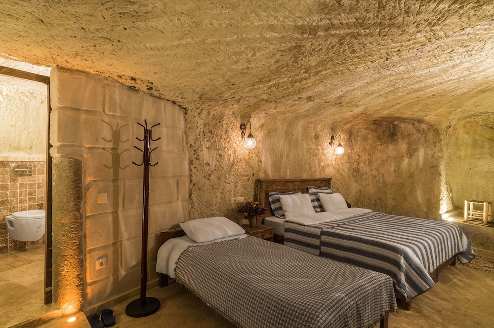 

Roma - Nevsehir - Atilla's Cave Hotel
