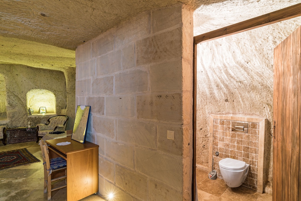 

Napoli - Nevsehir - Atilla's Cave Hotel