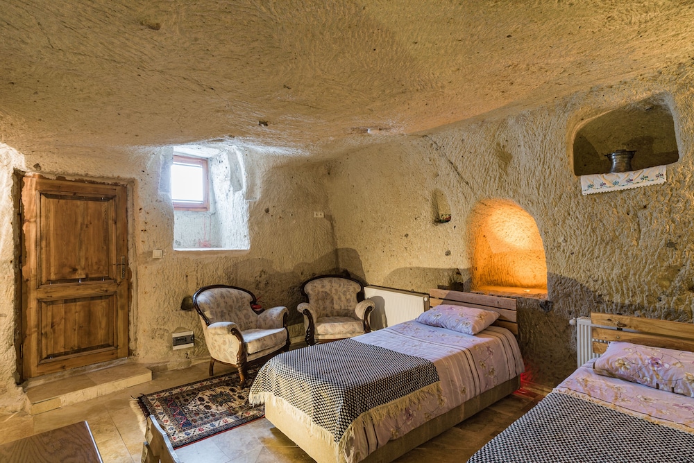 

Verona - Nevsehir - Atilla's Cave Hotel
