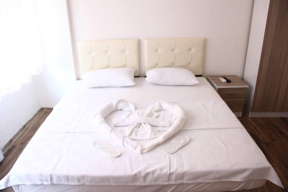 

Napoli - Istanbul - Marpalace Hotel