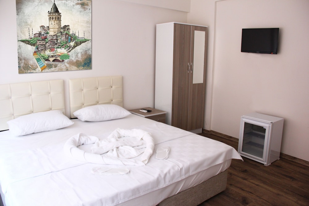 

Napoli - Istanbul - Marpalace Hotel