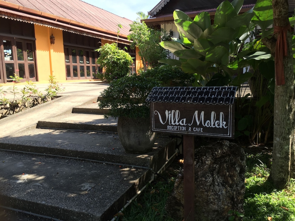 

Roma - Pantai Cenang - Villa Molek