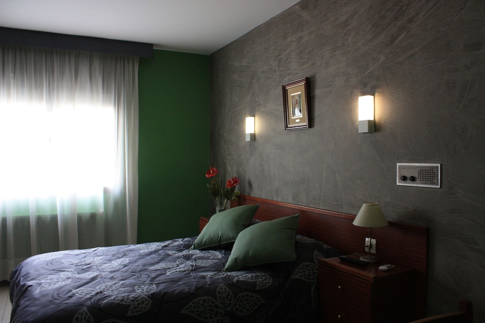 

Napoli - Sant Julià de Lòria - Hotel Les 7 Claus