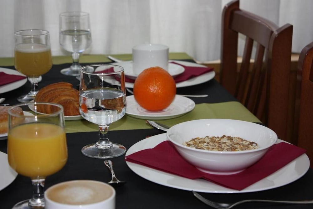 

Bari - Andorra La Vella - Hotel Les 7 Claus