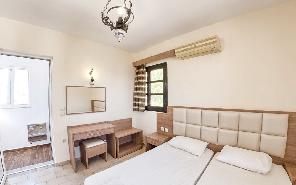 

Pisa - Pefkos - Coralli Apartments